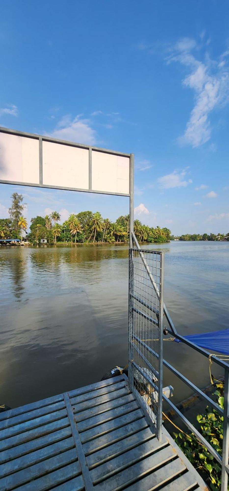 Punerjeni Homes Alappuzha Экстерьер фото